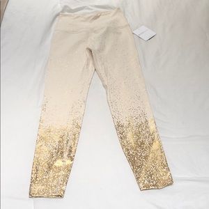 Beyond yoga leggings